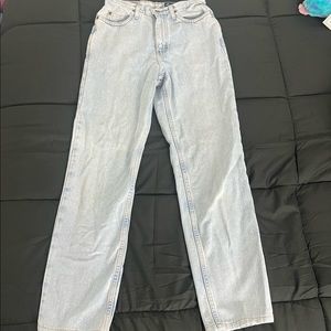 Eddie Bauer boyfriend jeans size 4!!